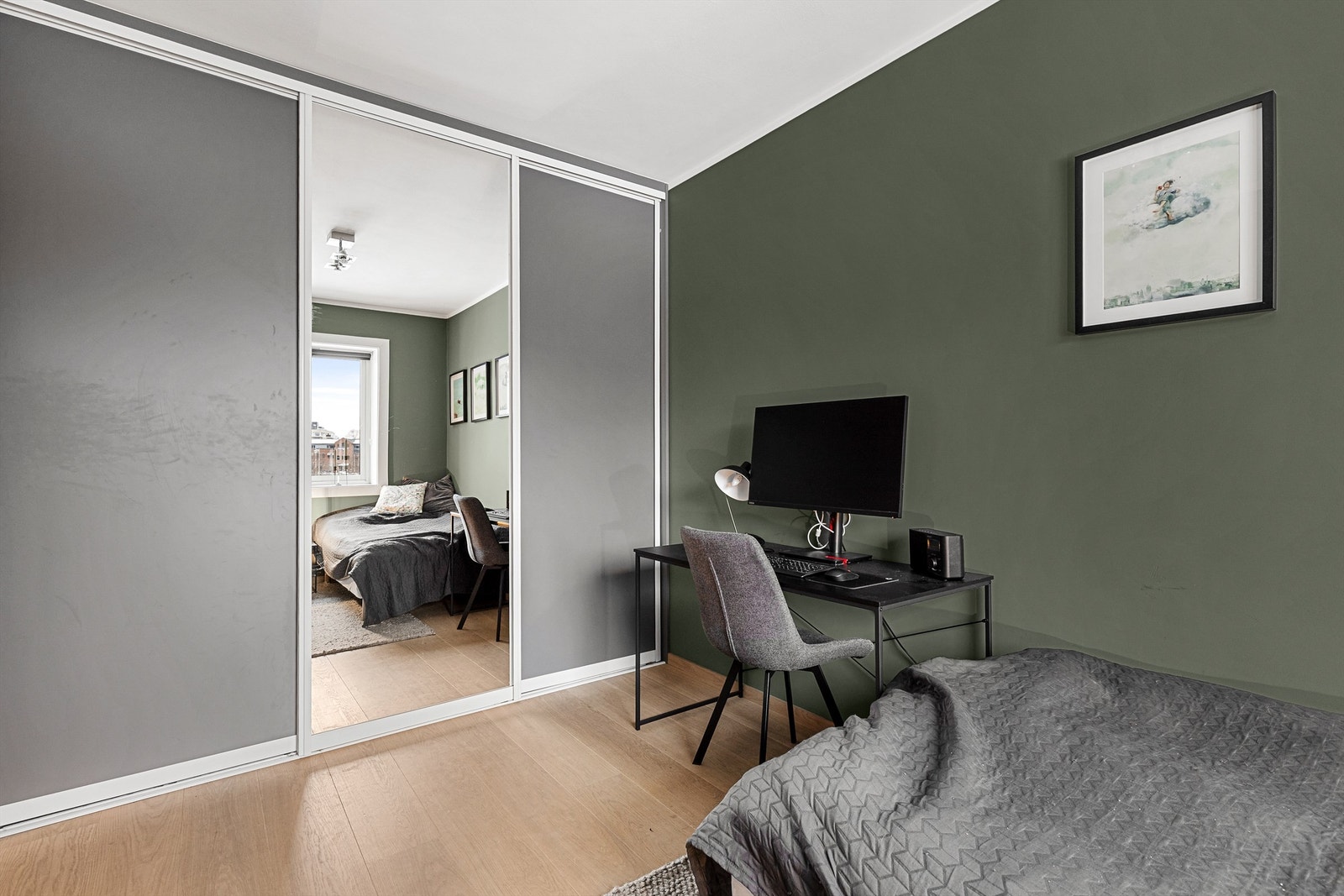 Rikelig med skapplass. Galleribilde