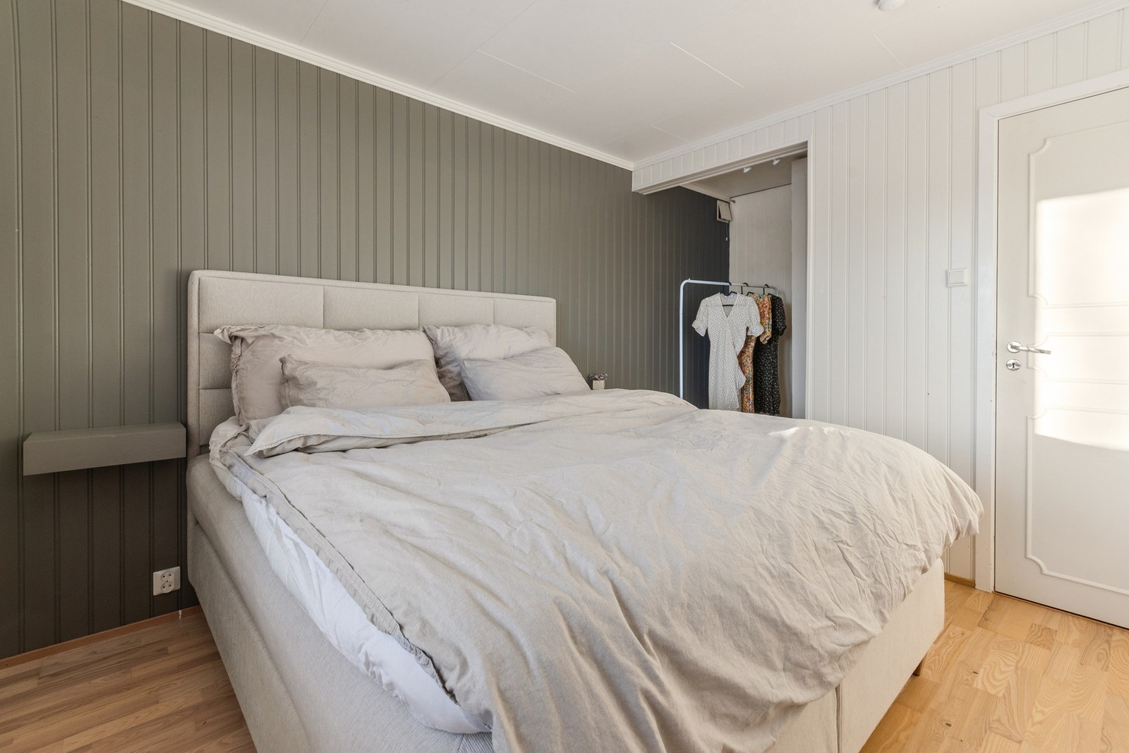 Hovedsoverom med garderobeløsning. Galleribilde