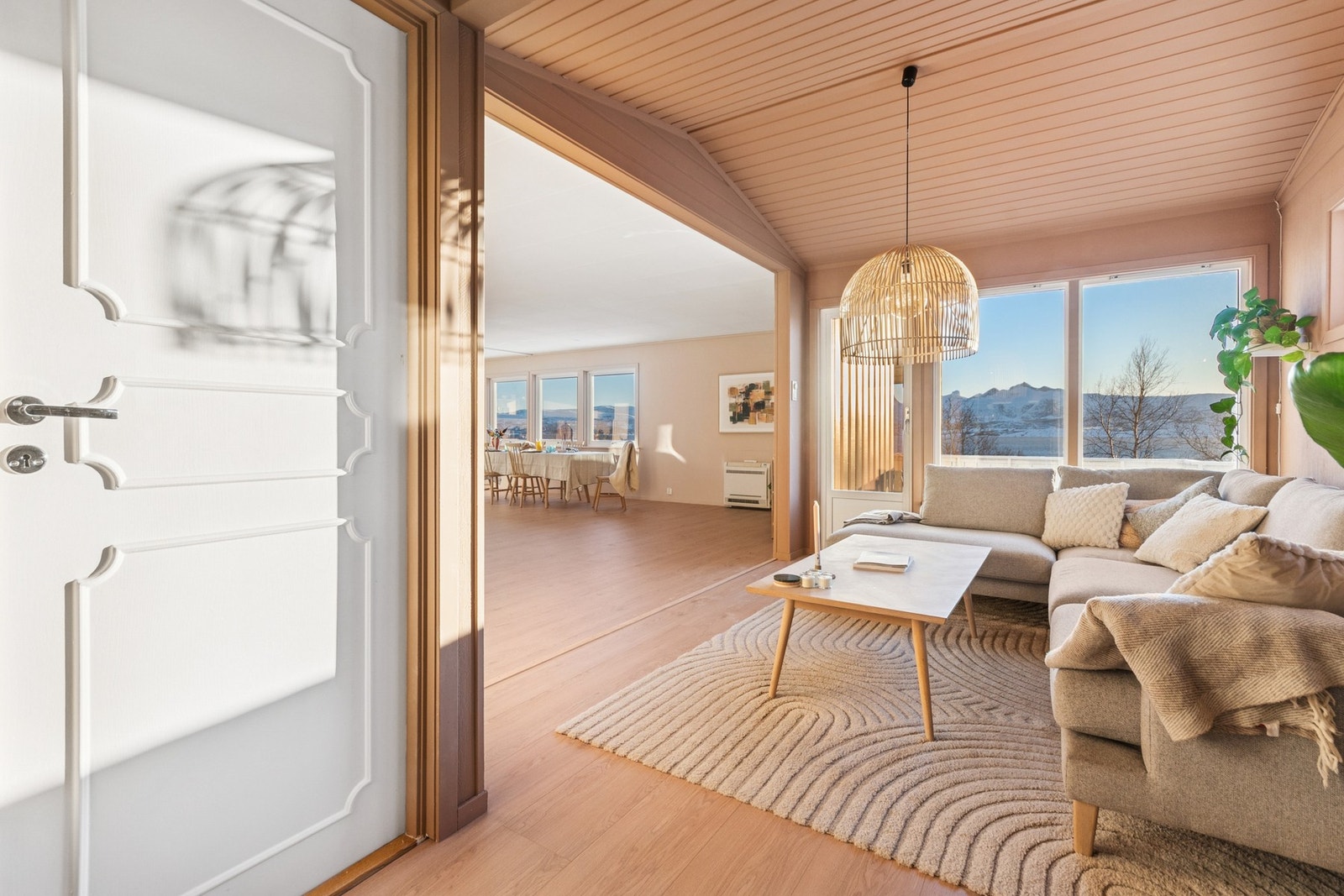 I tilknytning stuen er det et soverom. Galleribilde