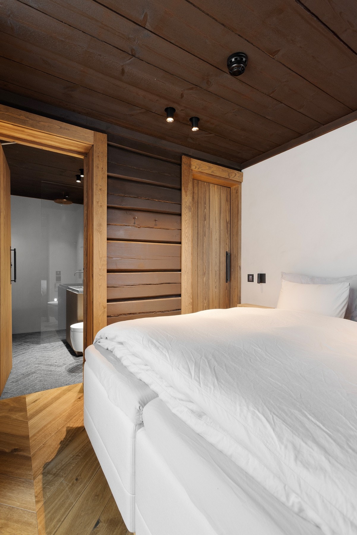 Hovedsoverom med tilgang til eget bad Galleribilde