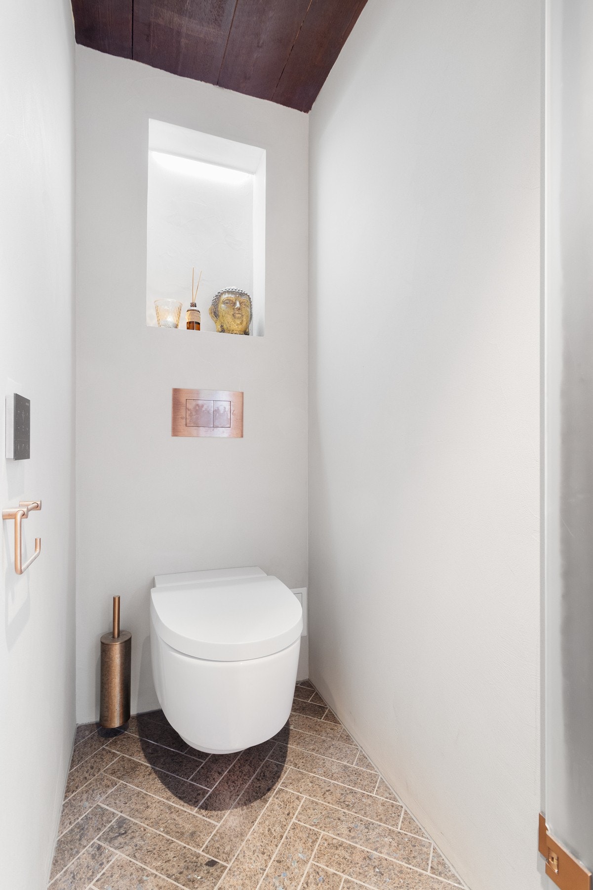 Geberit toppmodell-toalett med spyleegenskaper (Aquaclean mera comfort) Galleribilde