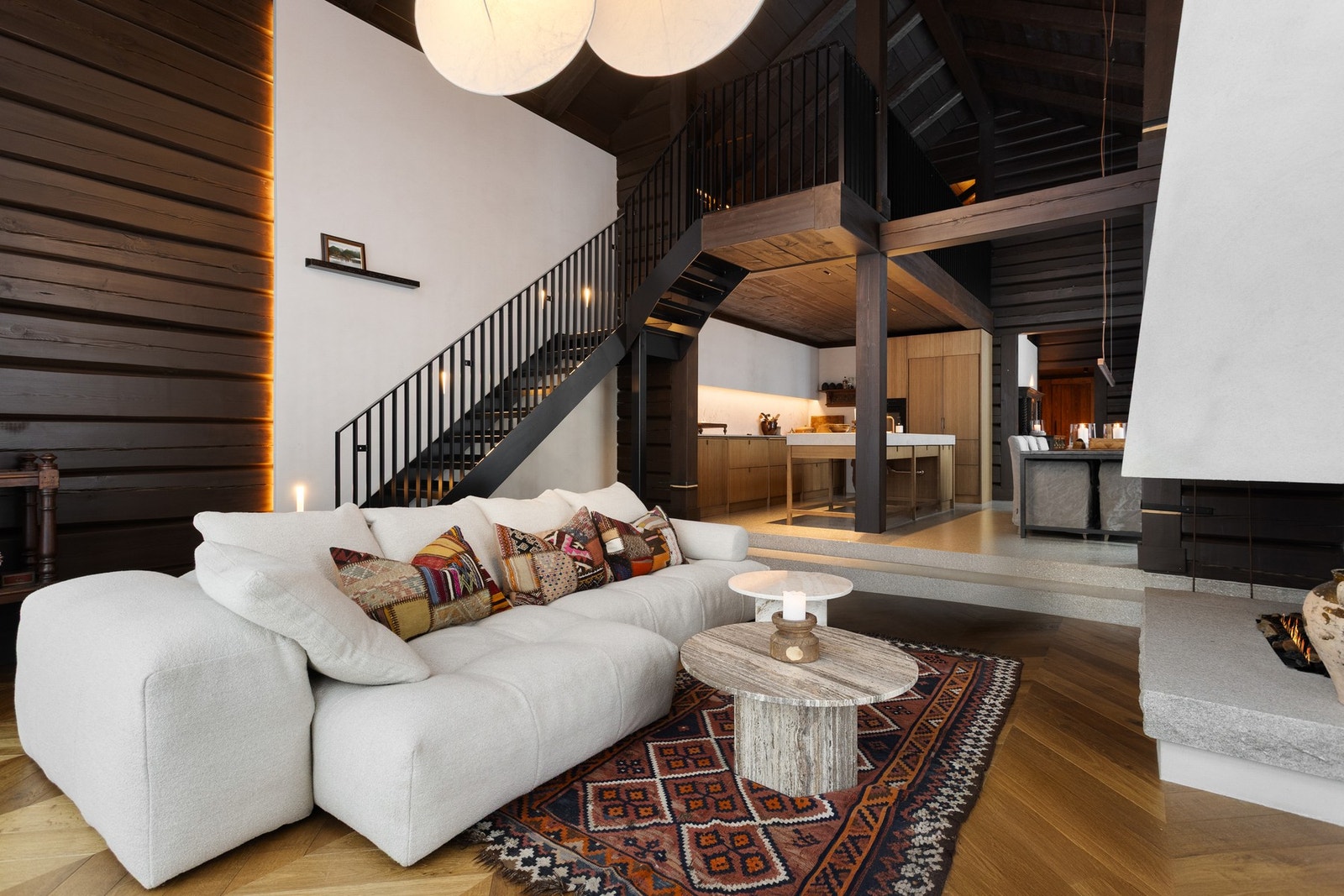 Hele hytta har belysning gjennomført etter en belysningsplan utarbeidet av lysdesigner Halvor Næss Galleribilde