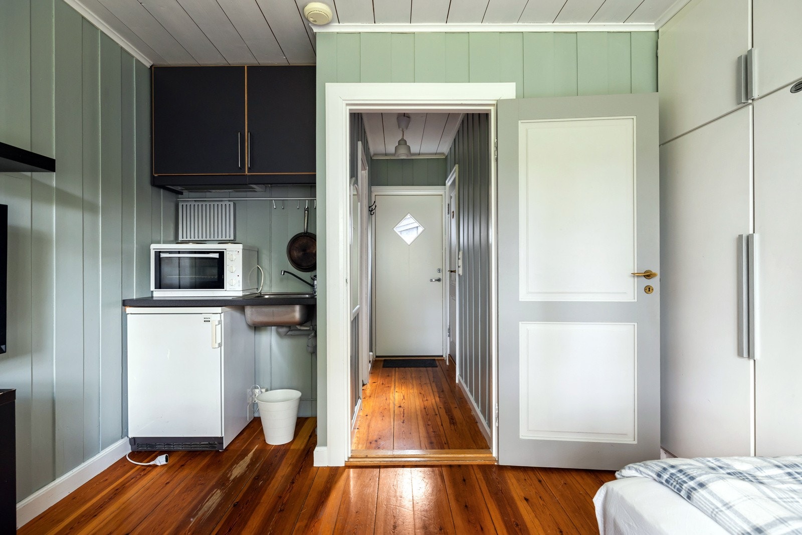 Her er det også et eget hybelkjøkken. Galleribilde