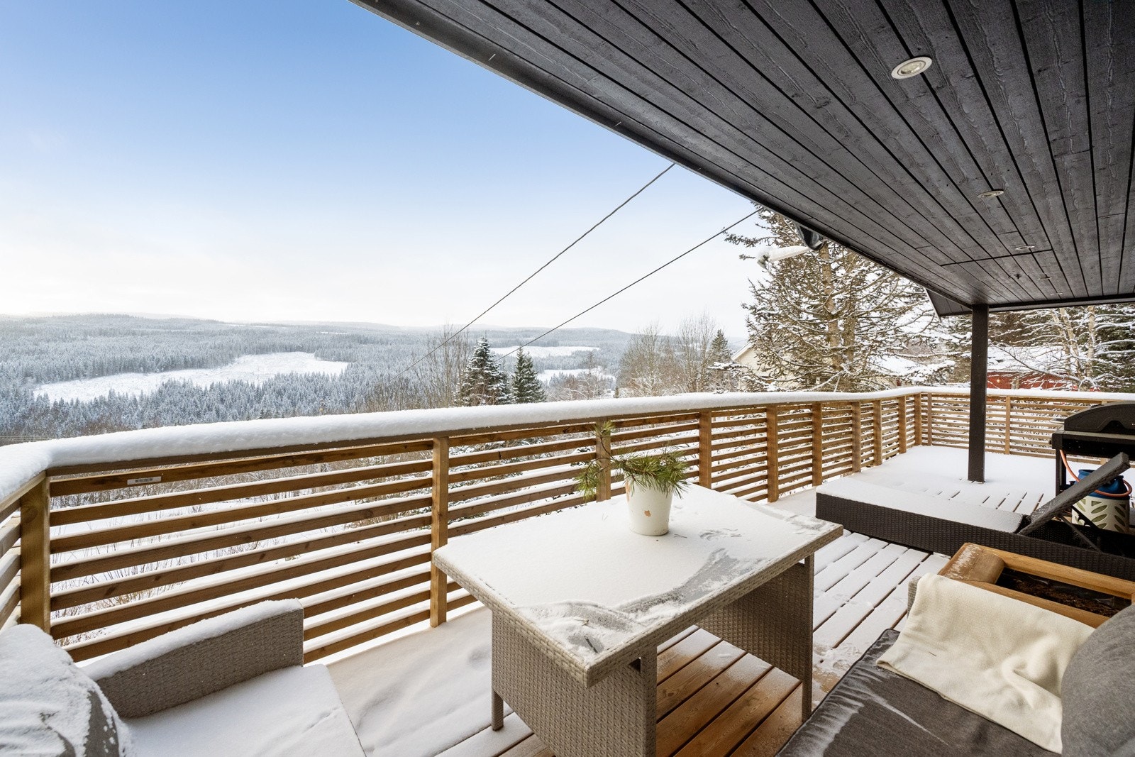 Her kan du slappe av i sommersola Galleribilde