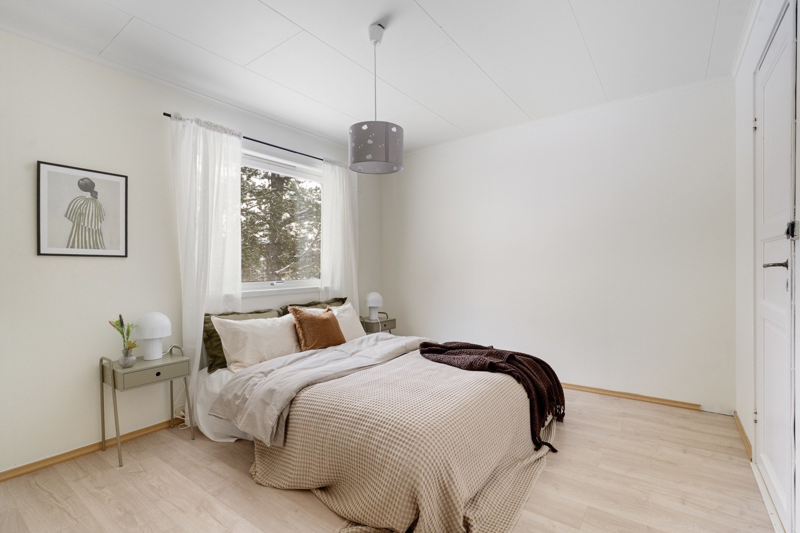 Lyst og romslig Galleribilde