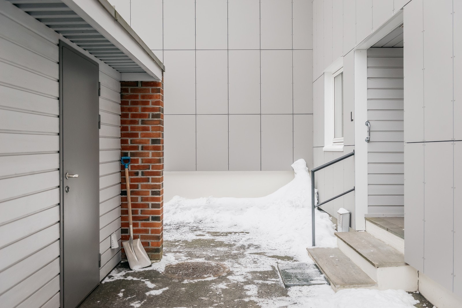 Ute et det en utvendig bod på 5,2 m2. Galleribilde