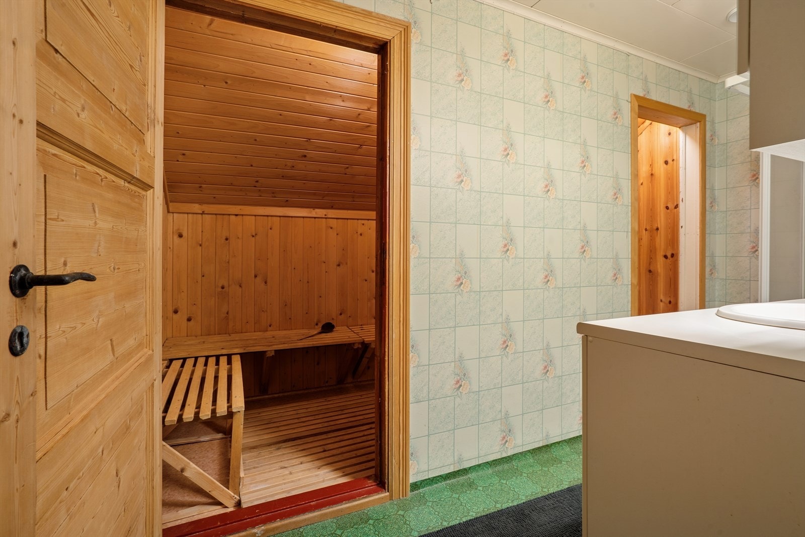 Det er også badstue i tilknytning til badet. Galleribilde