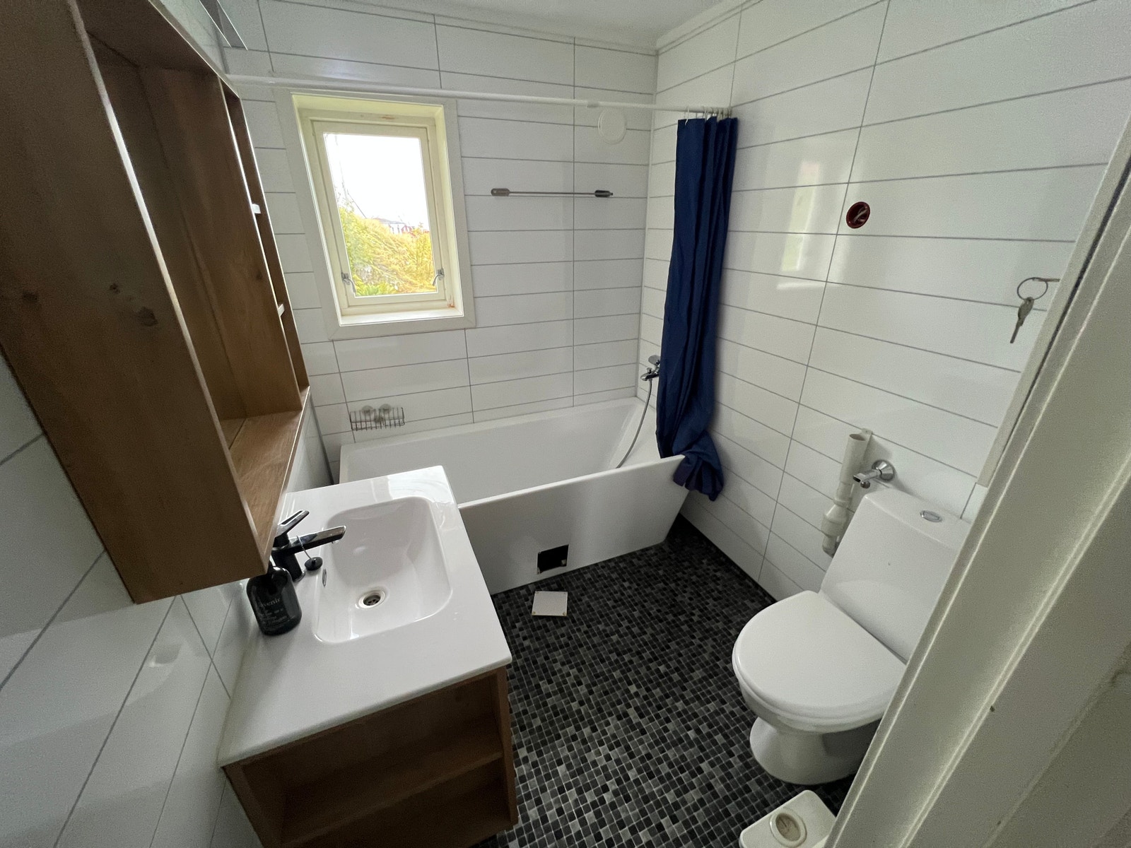 Bad hovedetasje Galleribilde