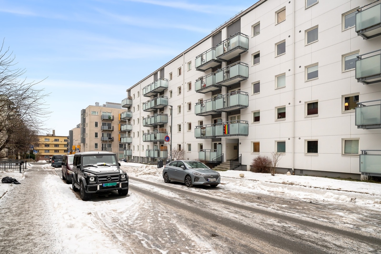 I 2021/2022 ble det gjennomført fasaderehabilitering, utskifting av vinduer og oppføring av balkonger. Galleribilde