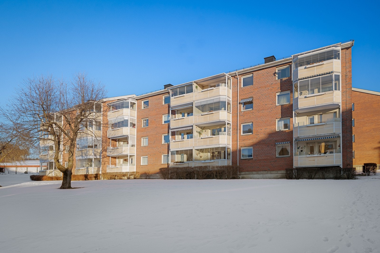 Fasadebilde av Karl Staaffs vei 45. Galleribilde