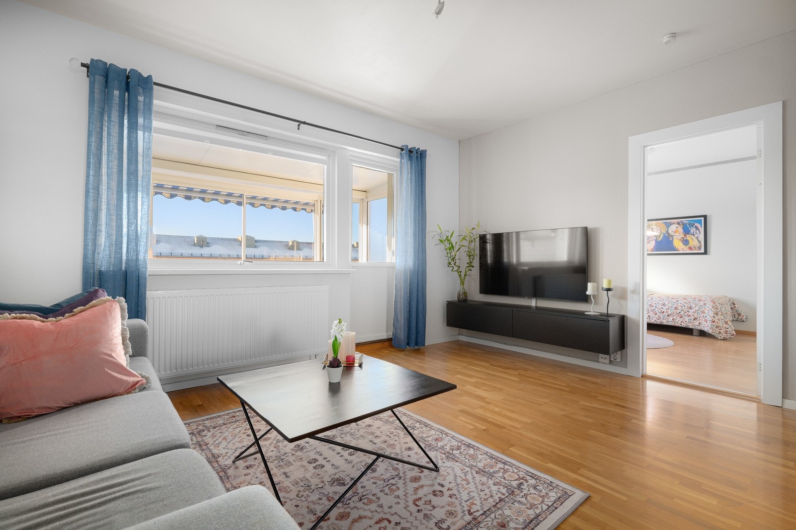 Fyring, varmtvann, internett og kabel-TV er inkl i felleskostnadene. Galleribilde