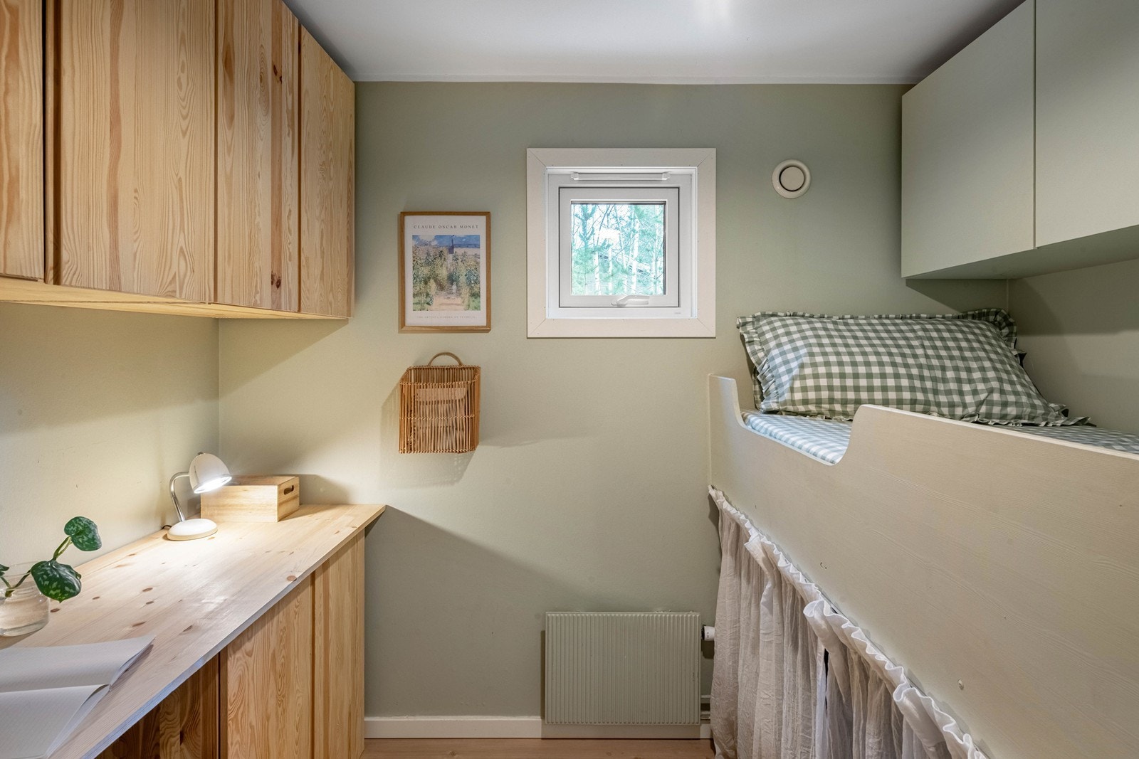 Kontor innredet som gjesterom (ikke godkjent for varig opphold) Galleribilde