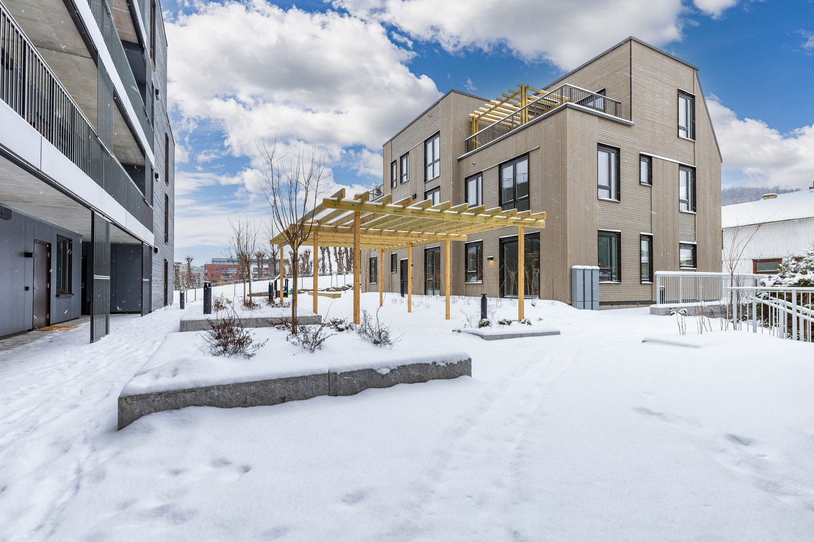 Her er det etablert en lekeplass for de yngste. Galleribilde