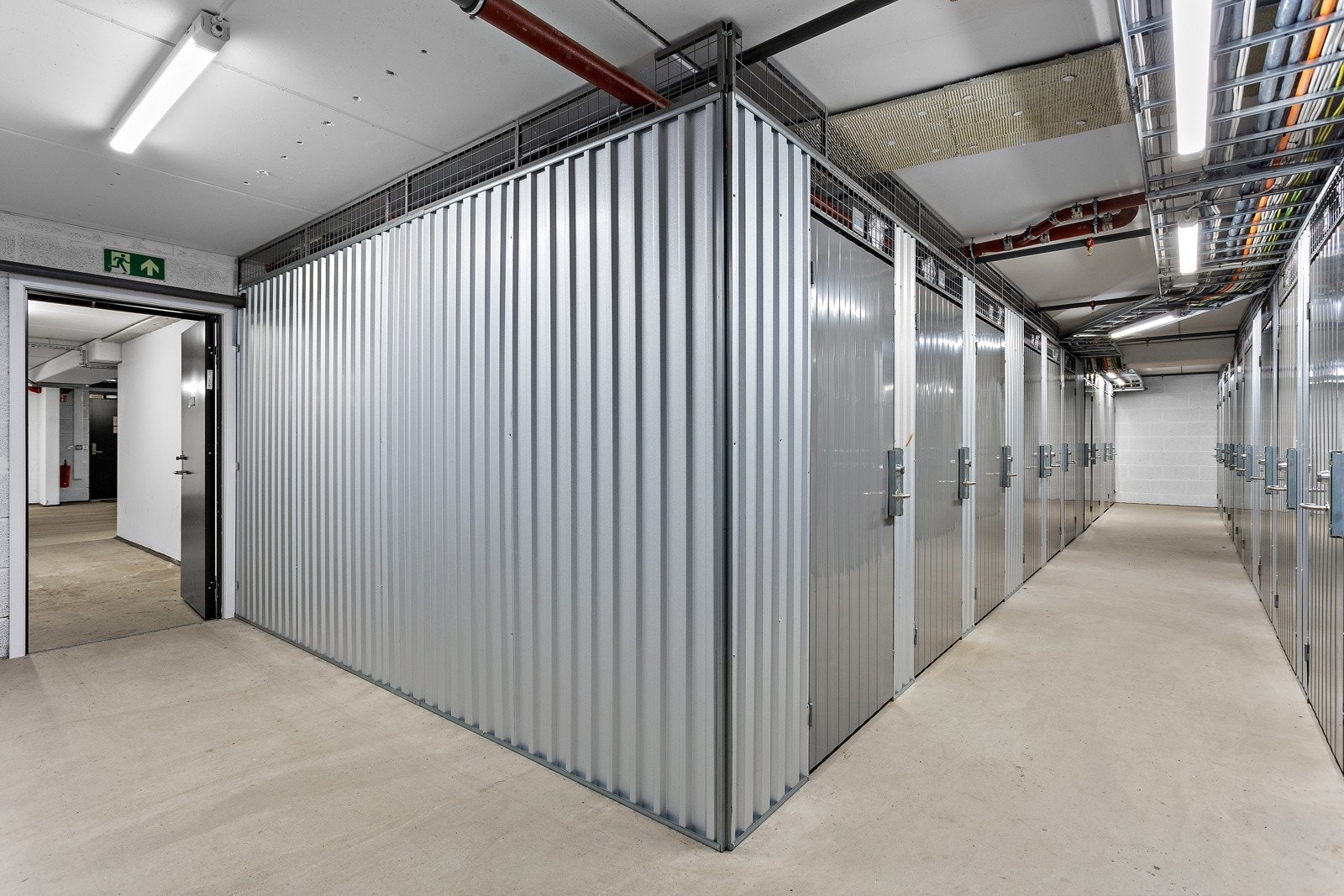 Én ekstern bod i kjeller medfølger. Galleribilde