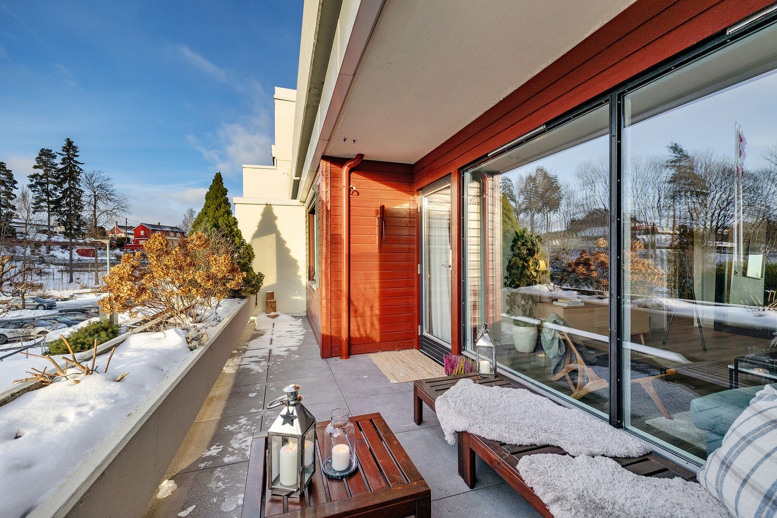 Terrassen ble rehabilitert i regi av borettslaget i 2025 Galleribilde