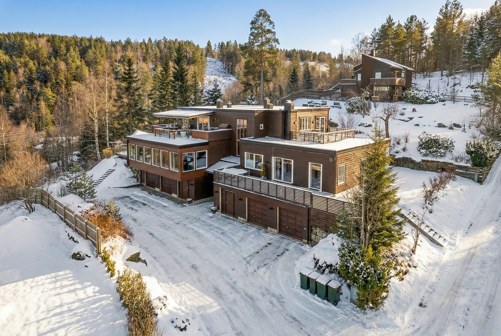 Boligen er beliggende innerst i blindvei uten gjennomgangstrafikk Galleribilde