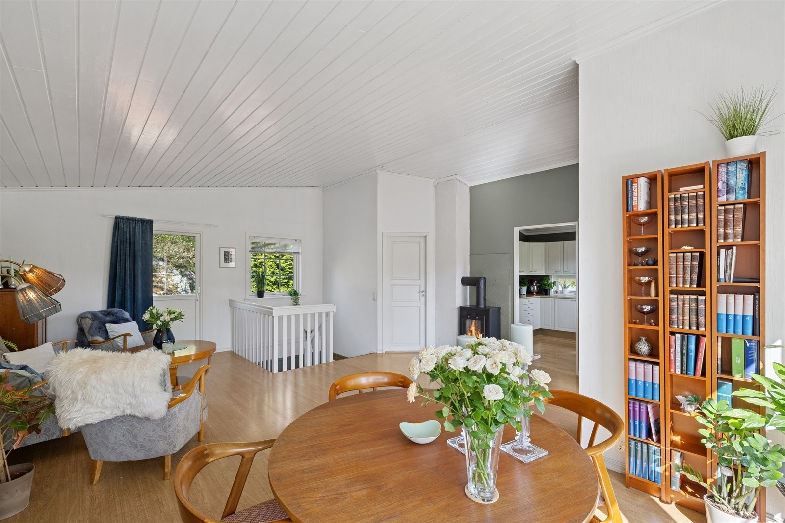 God plass til spisebord i stuen. Galleribilde