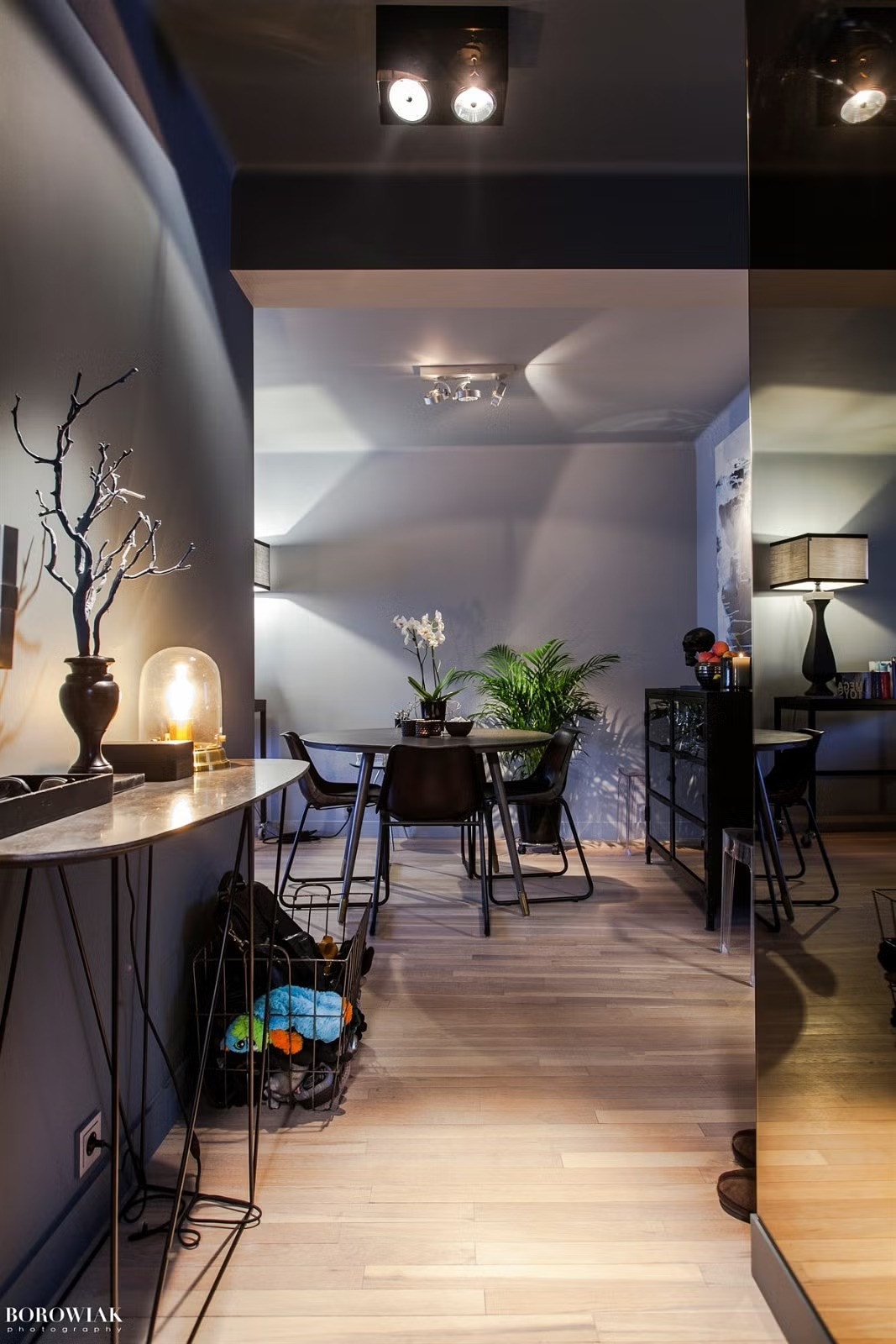 Entré. Galleribilde