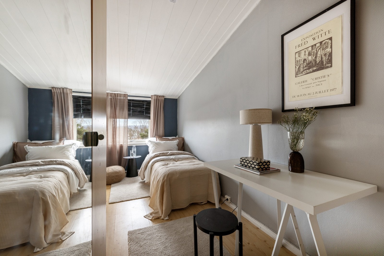 Soverom 3 er også romslig med god plass til seng, garderobe m.m. Galleribilde