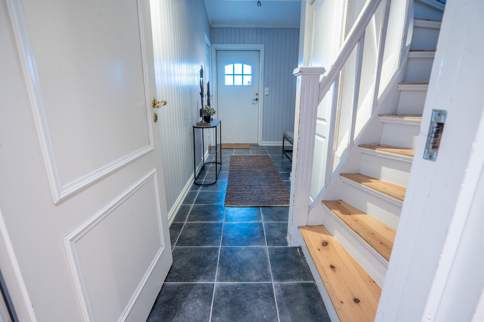 Entré/gang Galleribilde