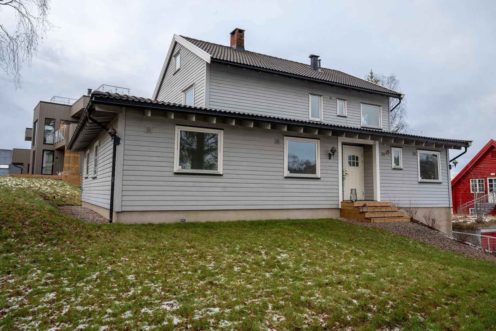 P. A. Holms vei 30 Galleribilde