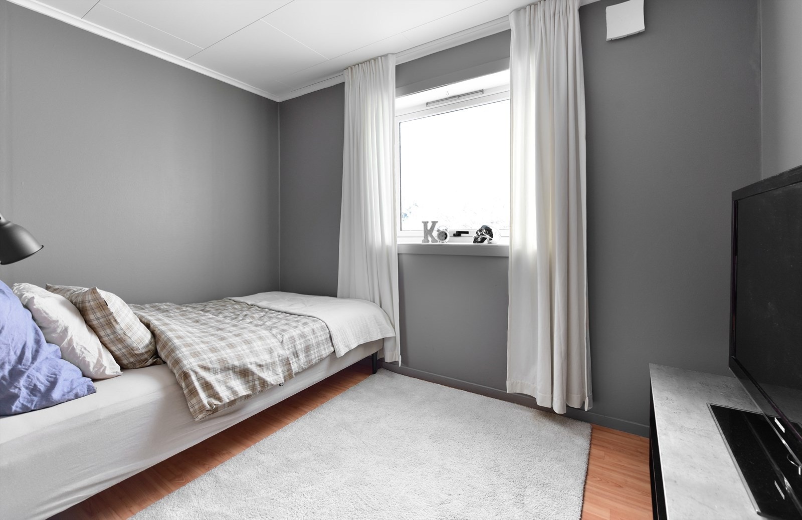 Rommet egner seg godt som gjesterom, ungdomsrom eller kontor Galleribilde