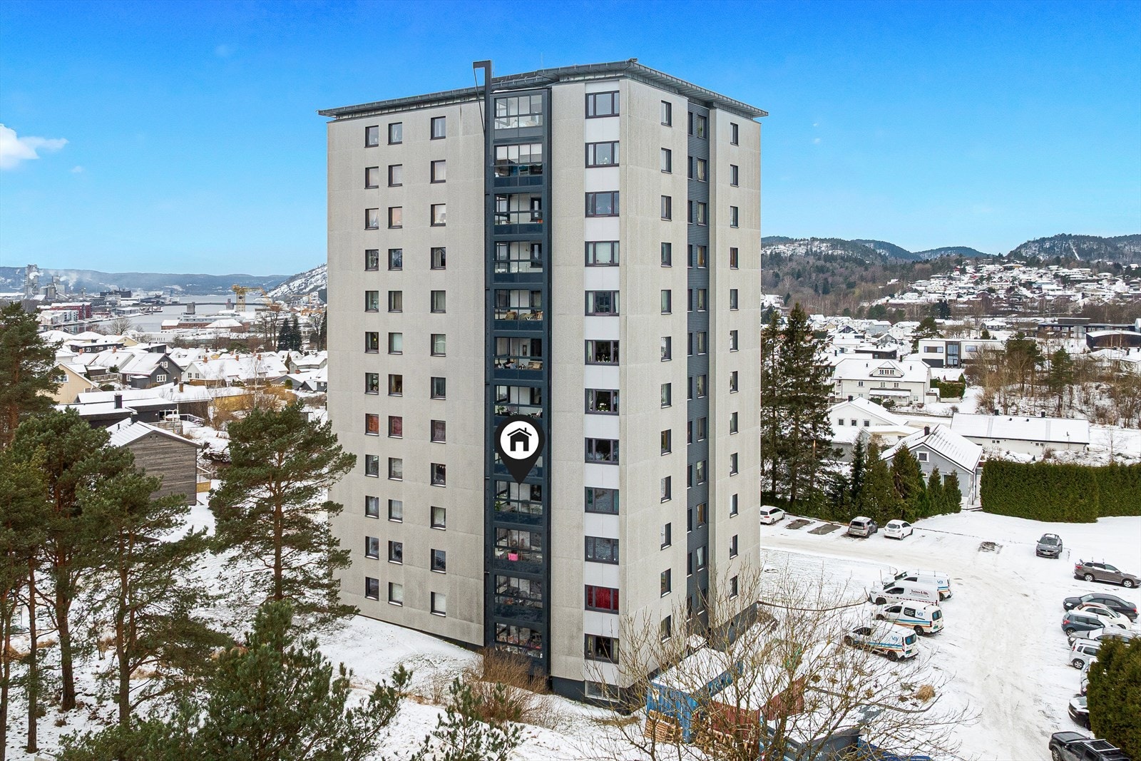 Boligen ligger i 4. etasje Galleribilde