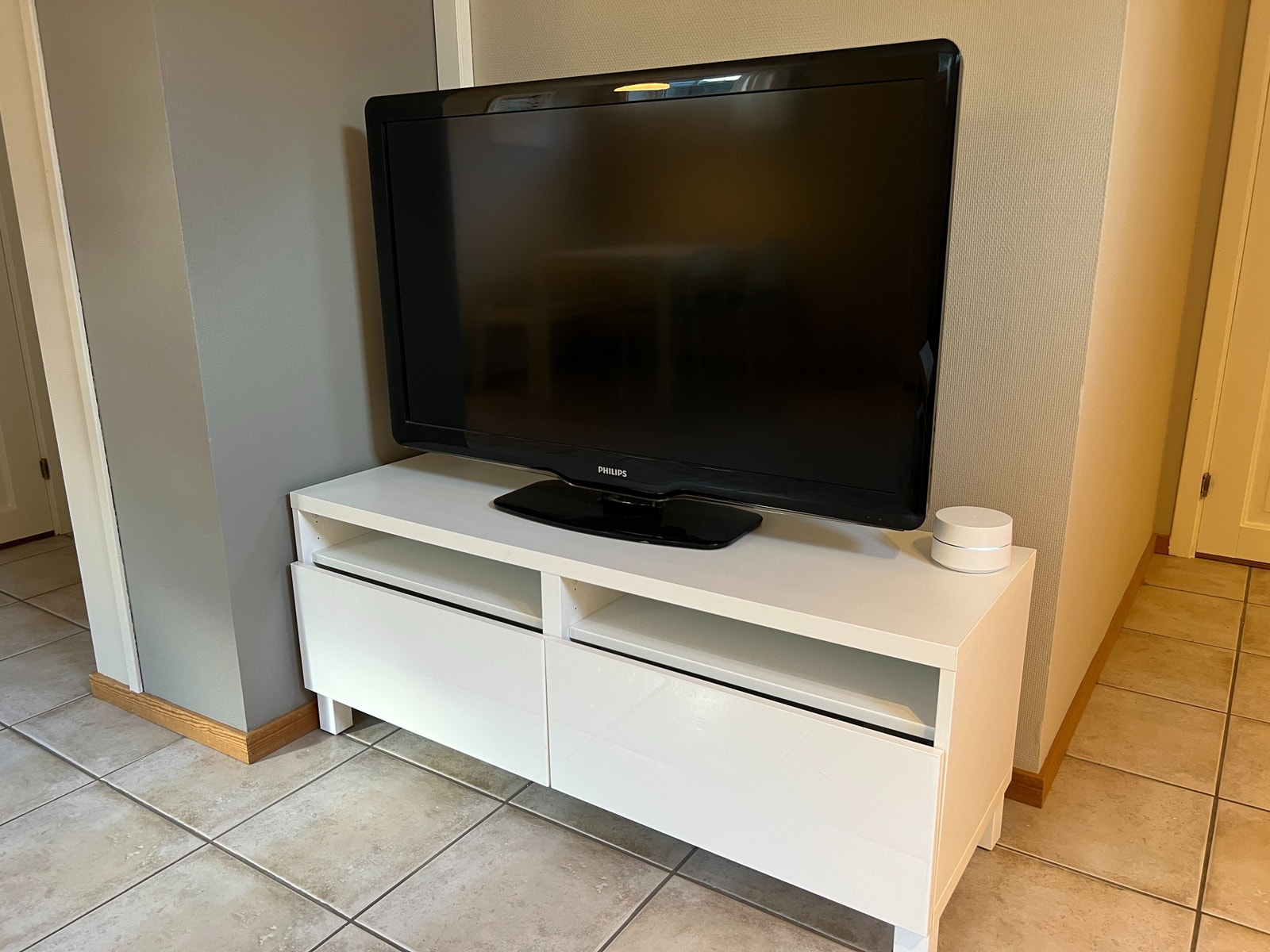 TV/TV-benk Galleribilde