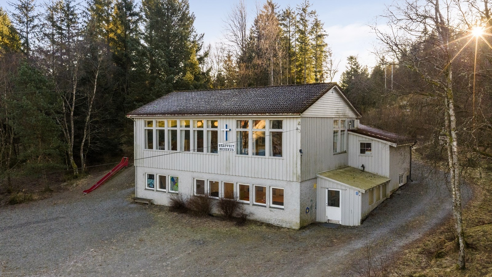 Landlig og naturnær beliggenhet i Sveio Galleribilde