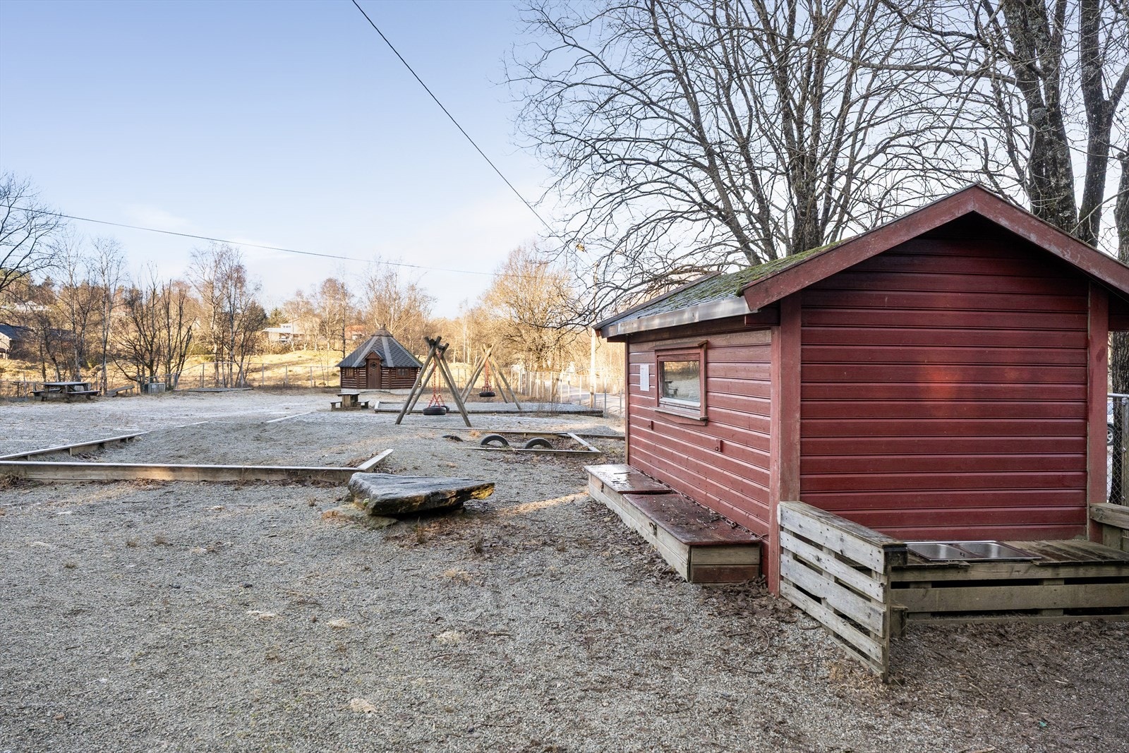 Utvendig bod med god plass til oppbevaring Galleribilde