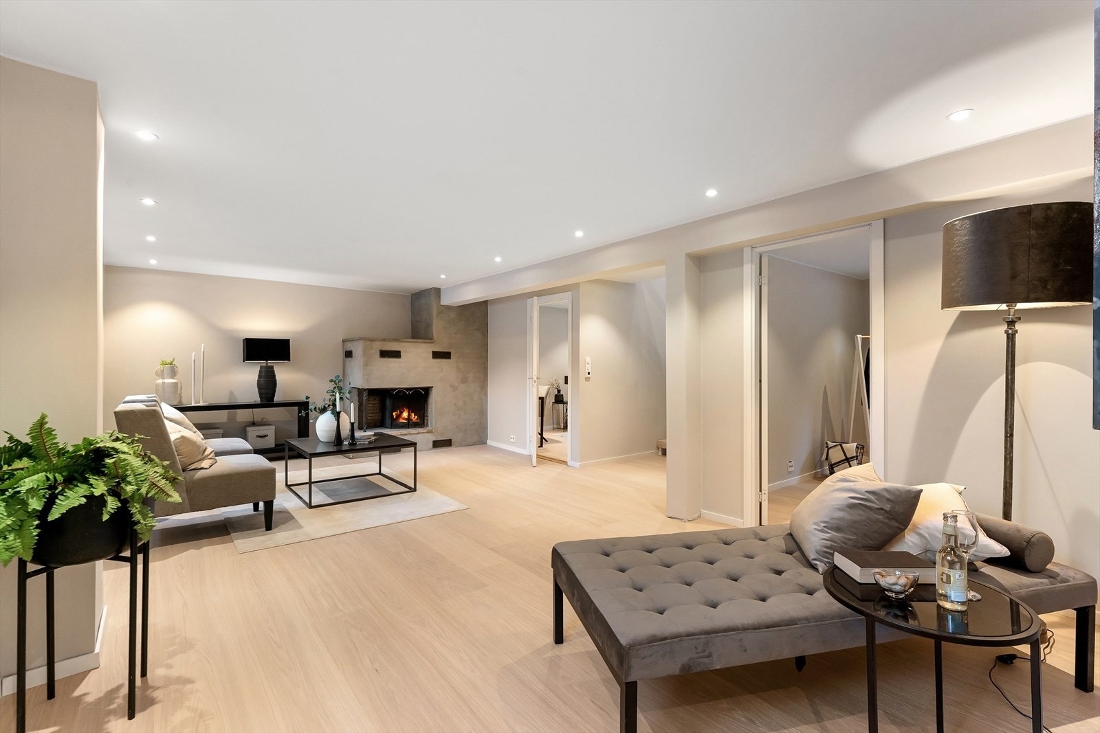 Peis i kjellerstue gir en varm og hyggelig atmosfære. Galleribilde