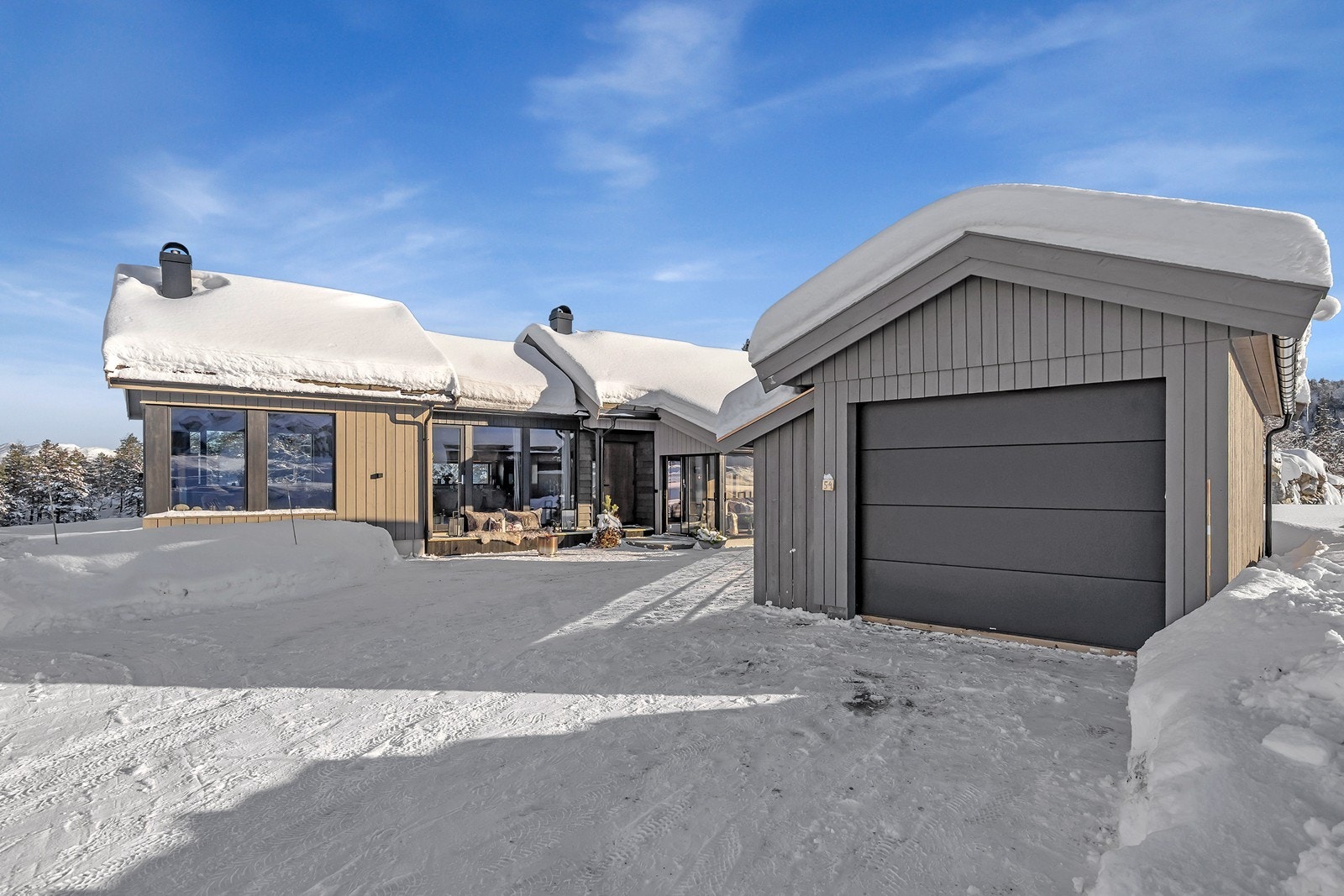 Redskapsbod i tilknytning til garasjen Galleribilde