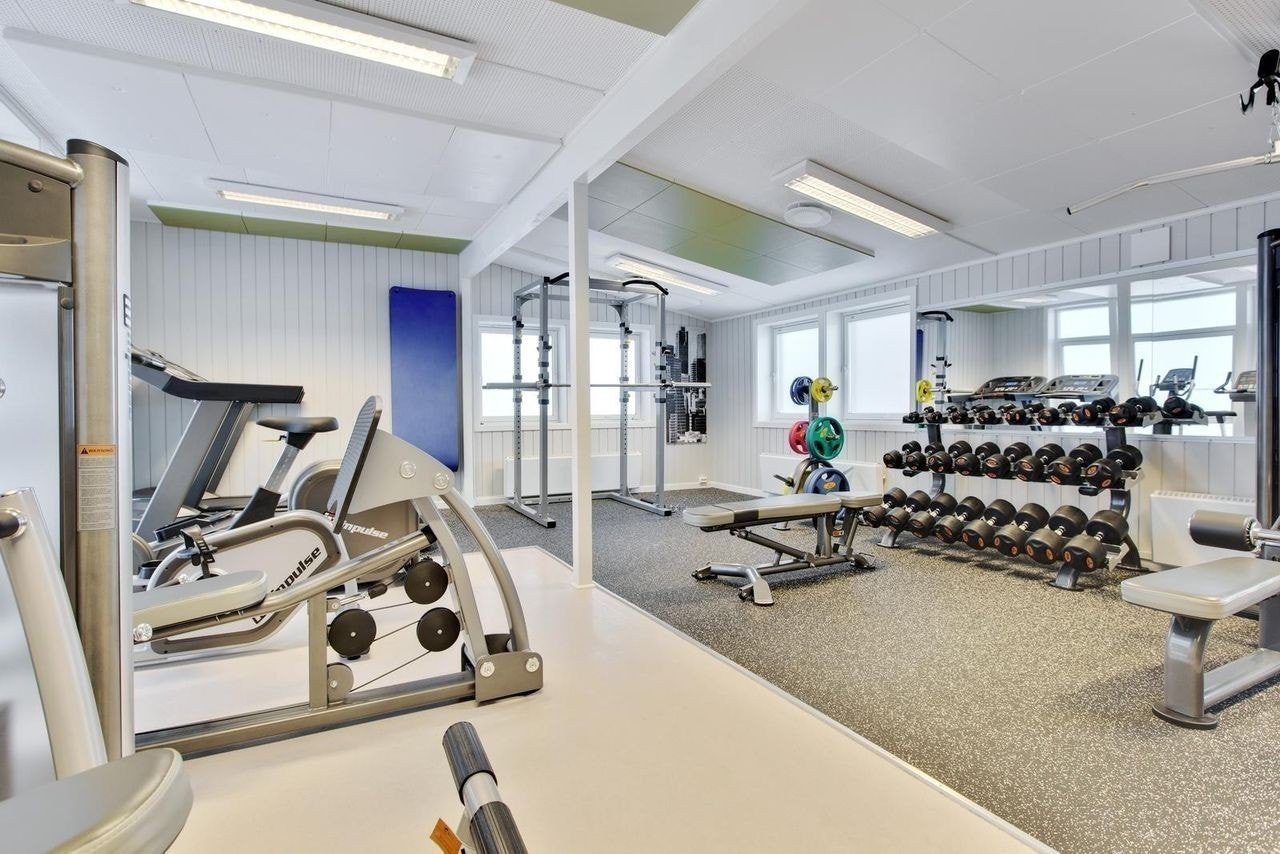 Beboerne i borettslaget kan benytte seg av Trimhuset fra kl 06.00-22.30. Trimavgift er kr 550,- per kvartal. Galleribilde