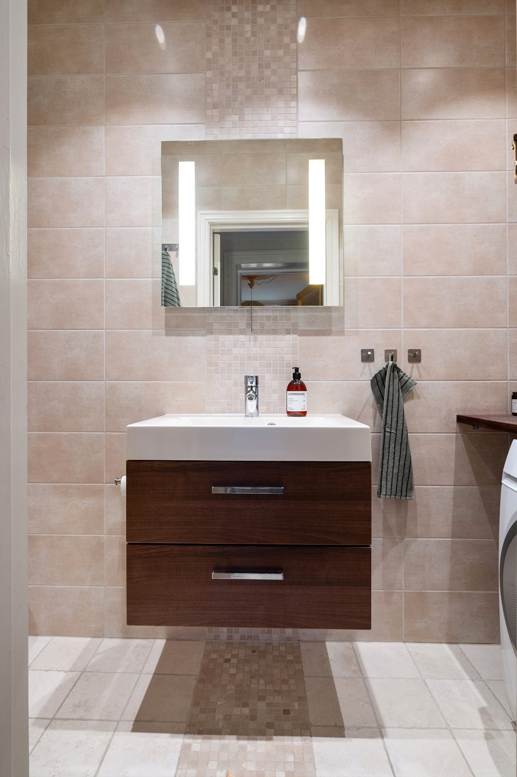 Her er det varmekabler i gulvet for ekstra komfort i hverdagen. Galleribilde