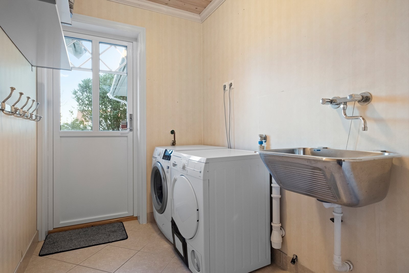 Vaskerom Galleribilde