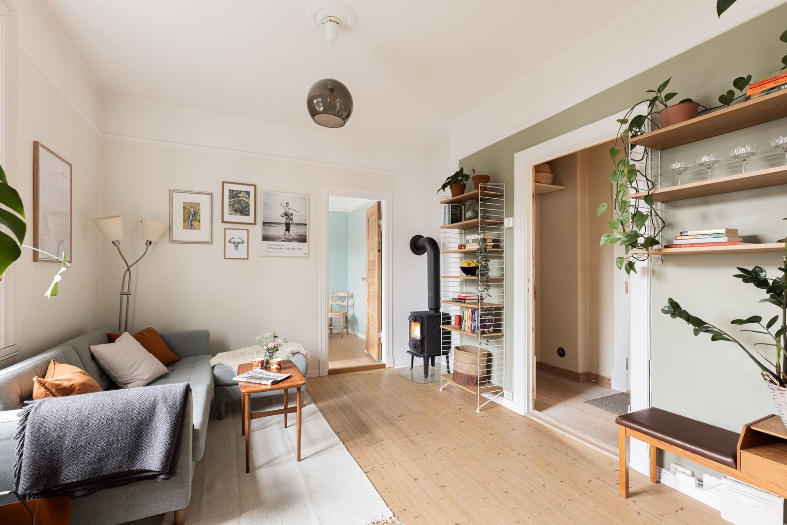 Stuen kan innredes med ulike soner for både egentid og sosialt samvær. Galleribilde