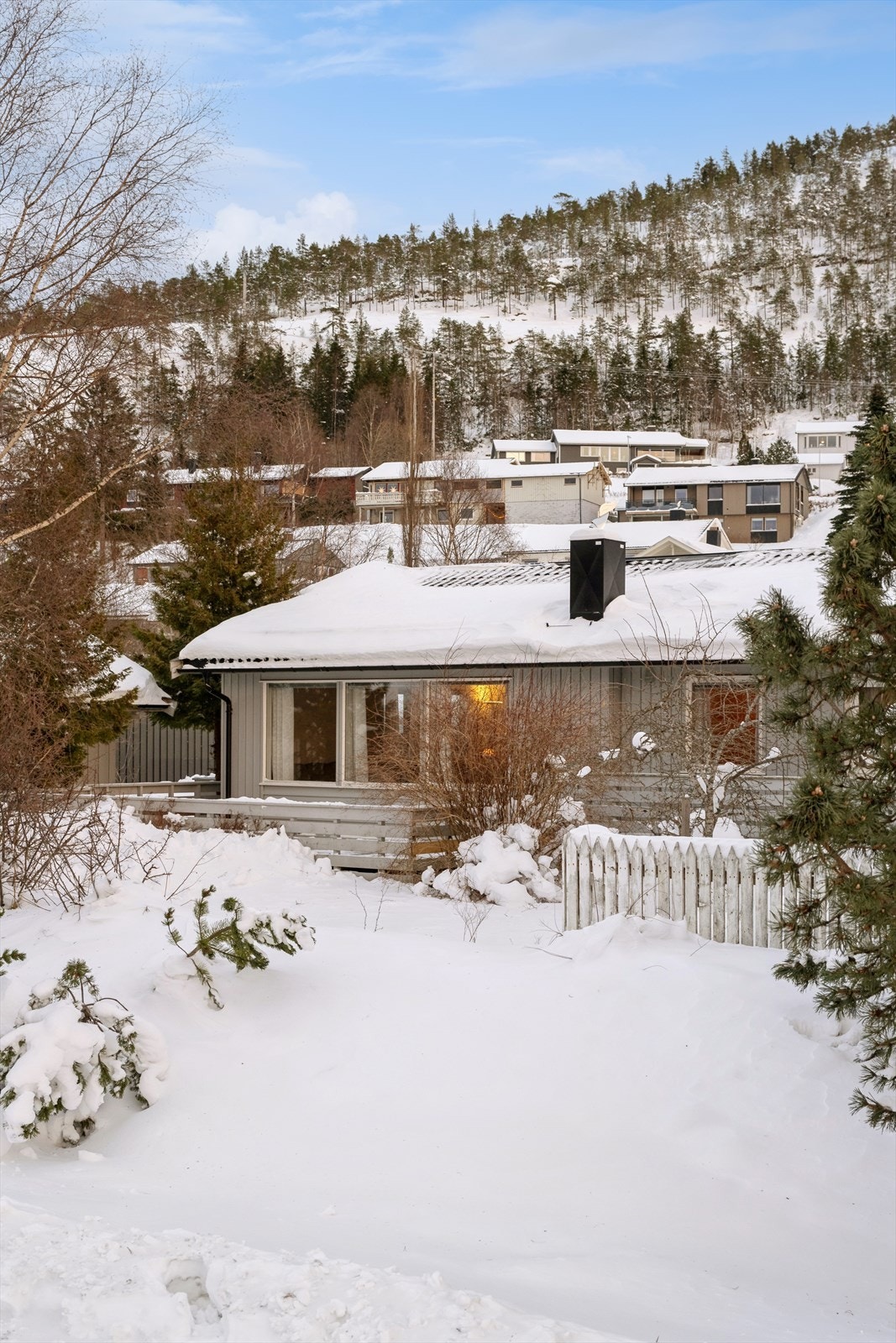 Dette er en praktisk bolig på ett plan som jeg ser frem til å vise deg! Velkommen til Aktiv visning! Galleribilde