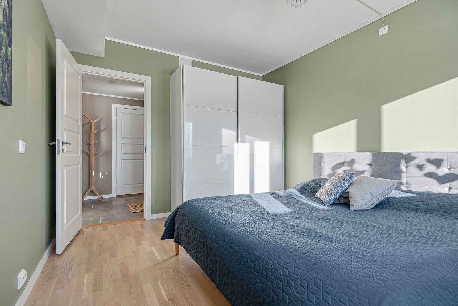 Flott atmosfære i soverommet. Galleribilde