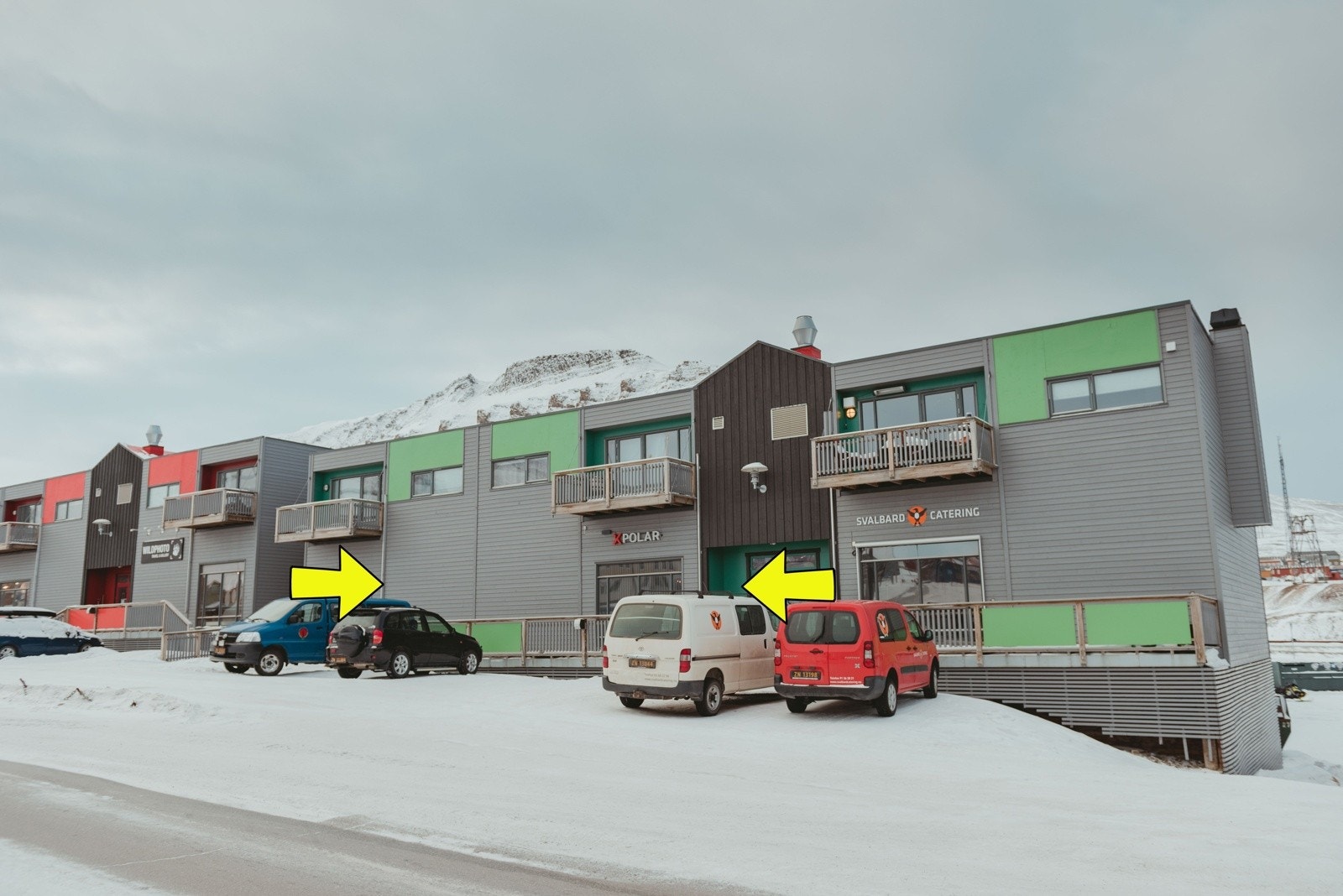 Vei 509 - 1 er plassert i sentrum av Longyearbyen Galleribilde