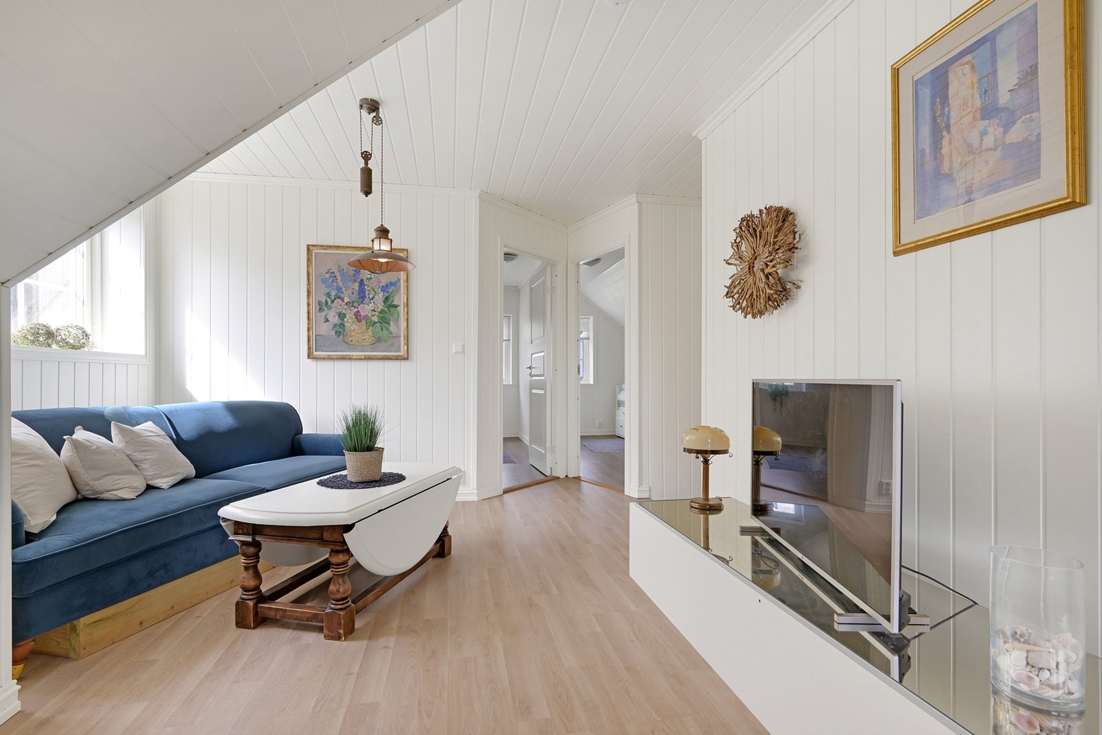 Perfekt sted for deg med ungdommer i hus, eller hva med et lite hjemmekontor her oppe? Galleribilde