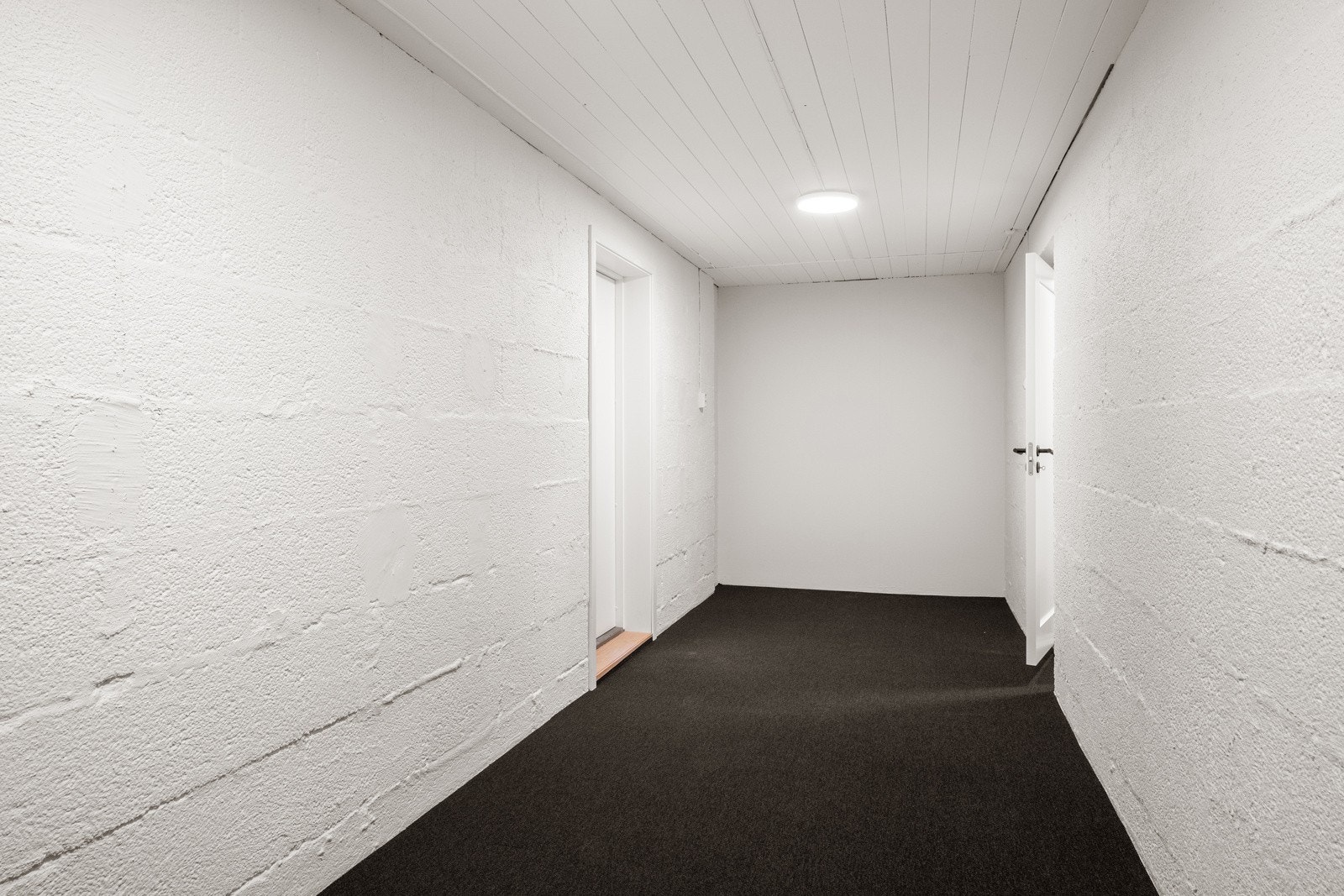 To store boder i kjeller for godt med lagringsplass. Galleribilde