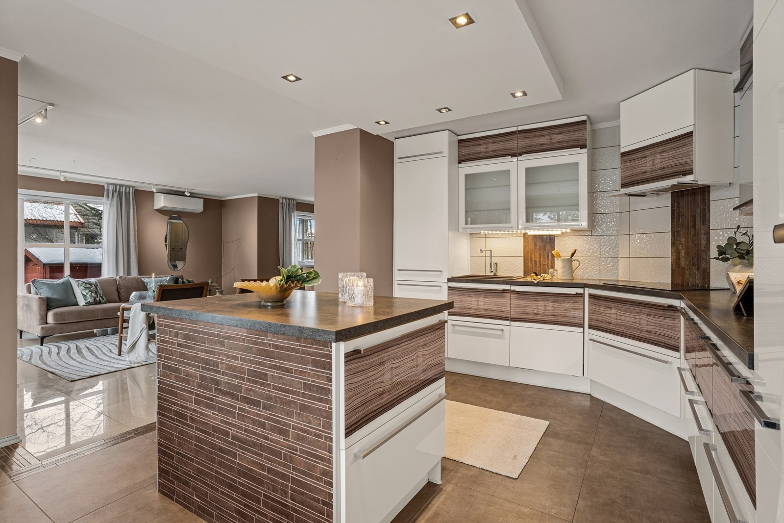 Øy på kjøkken Galleribilde