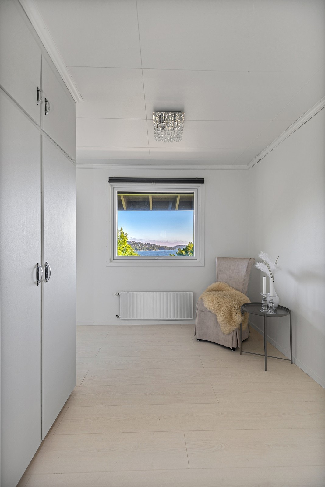 Soverom II i hovedetasjen med god størrelse Galleribilde