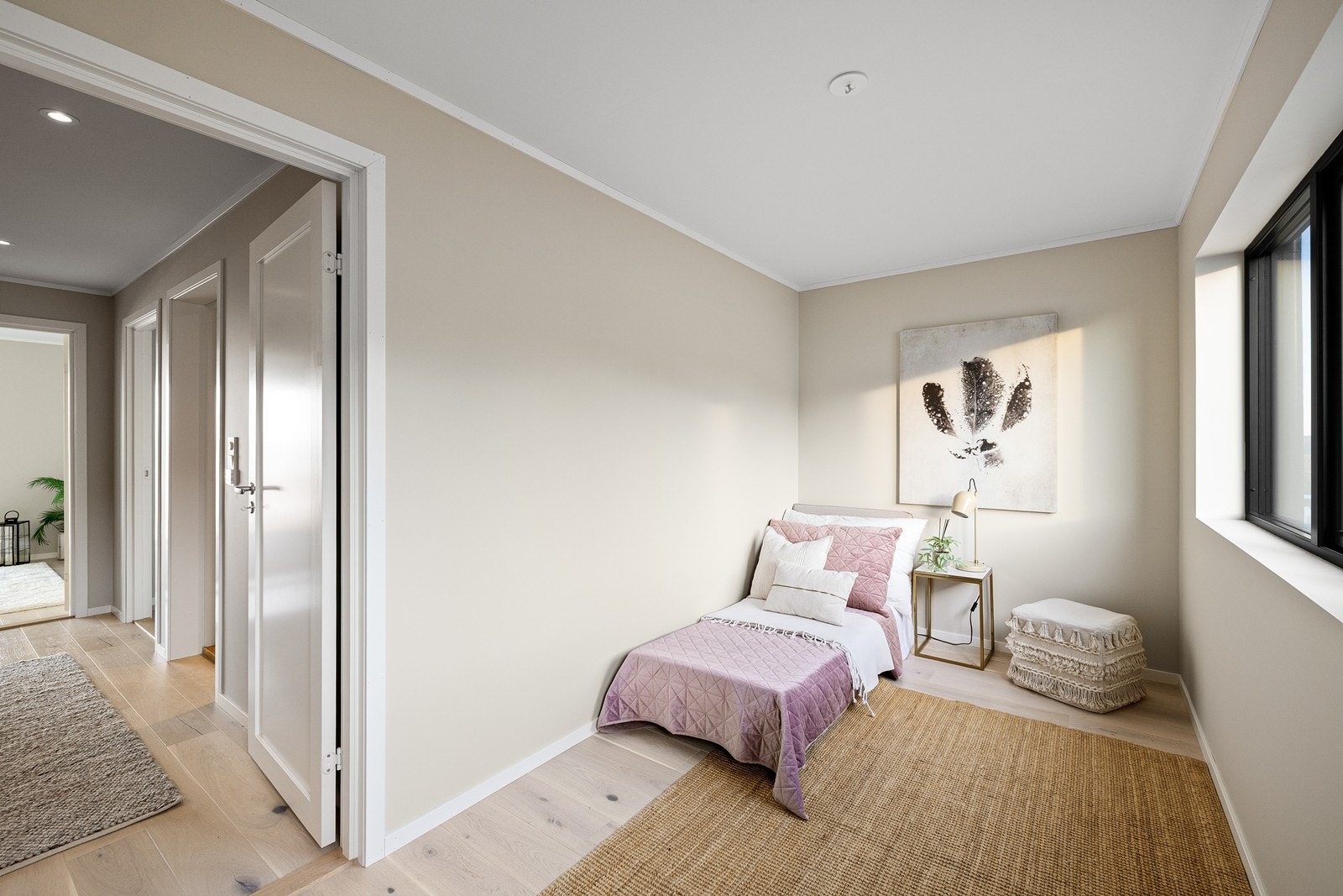 Et av soverommene i hovedetasjen Galleribilde