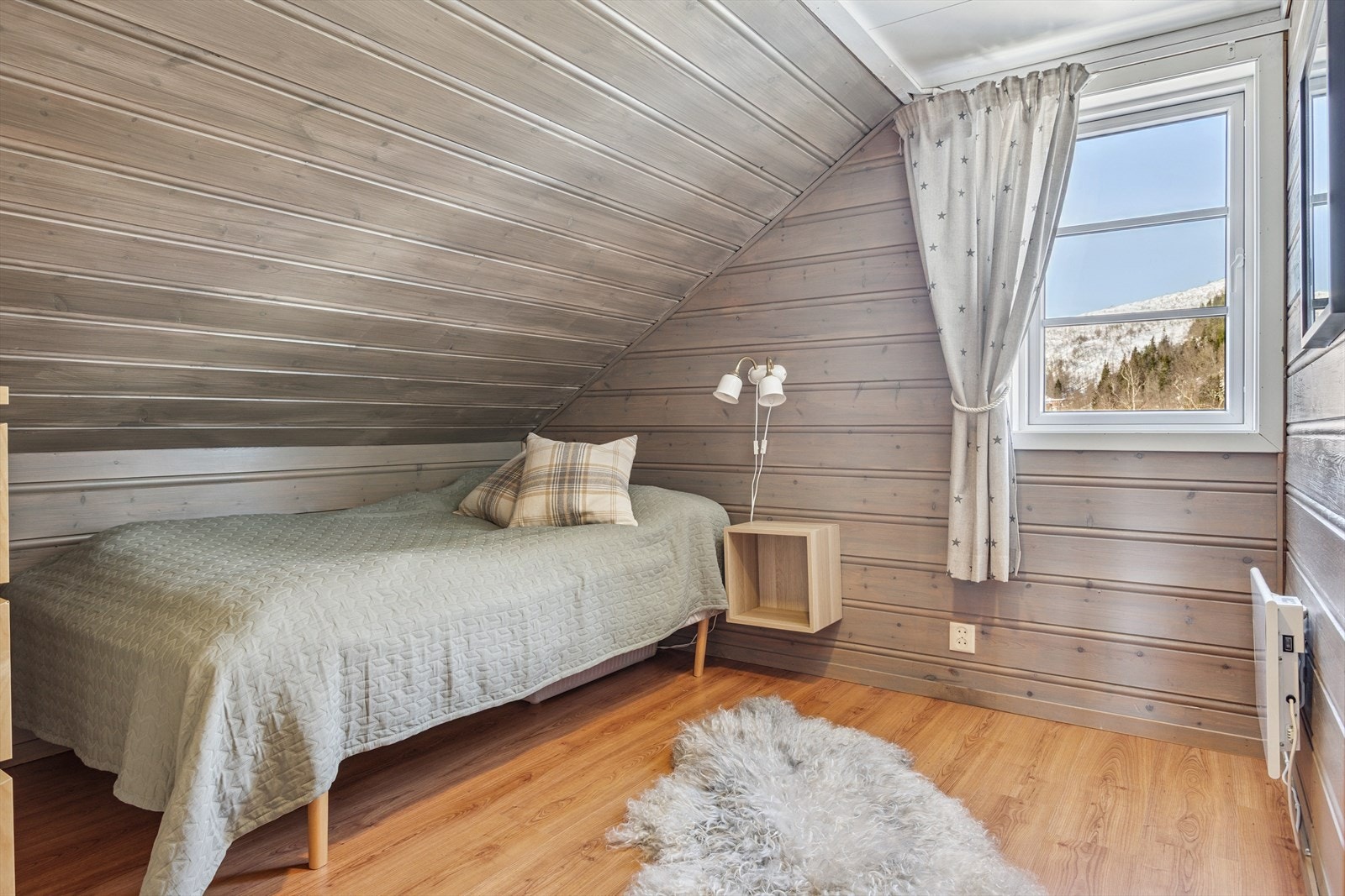 - Soverom 2 - Galleribilde