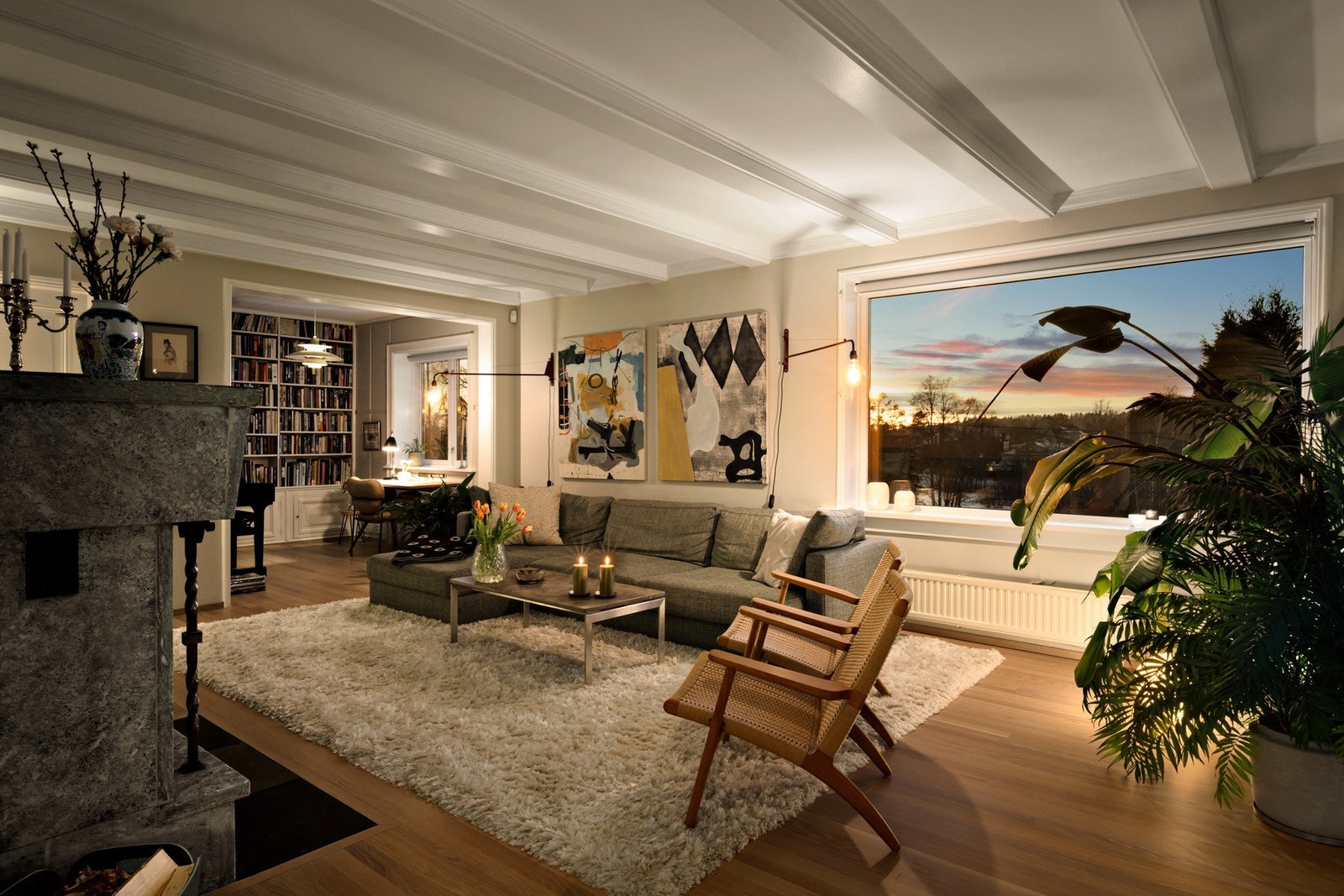 Kveldsstemning stue. Galleribilde