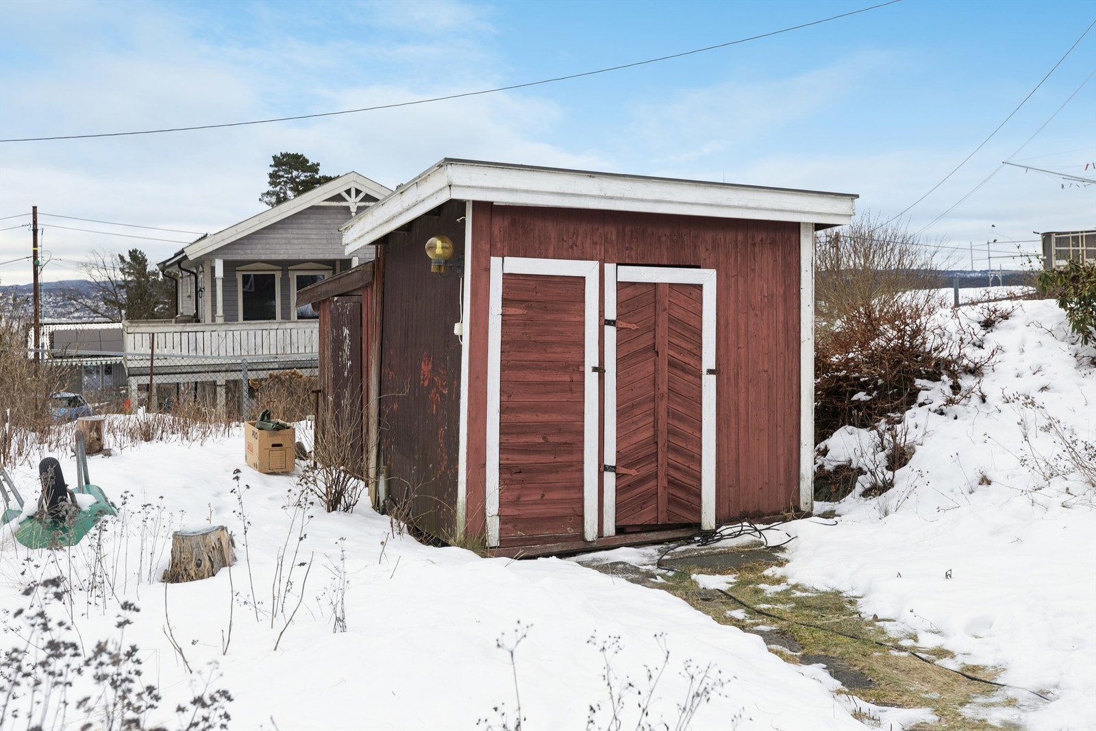 Frittstående bod Galleribilde