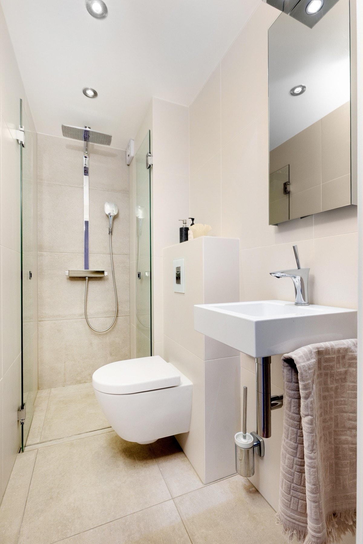 Bad 2 er i likhet med bad 1 tidløst og delikat Galleribilde