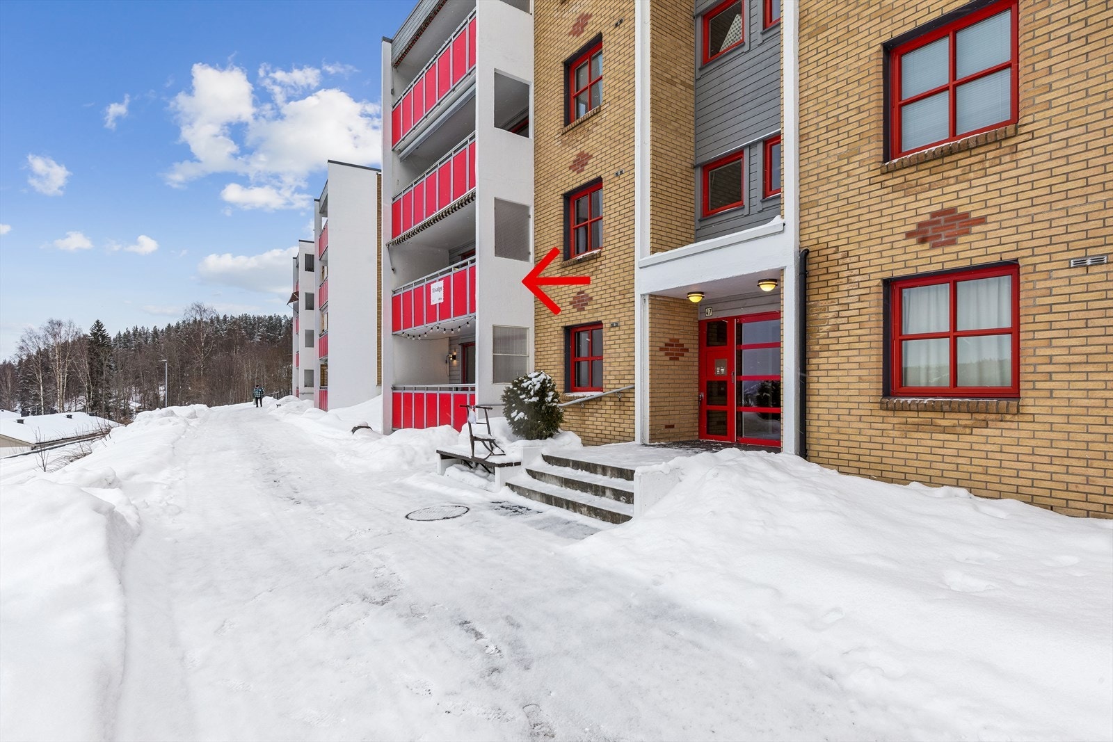 Boligblokken ligger fint til i området. Galleribilde