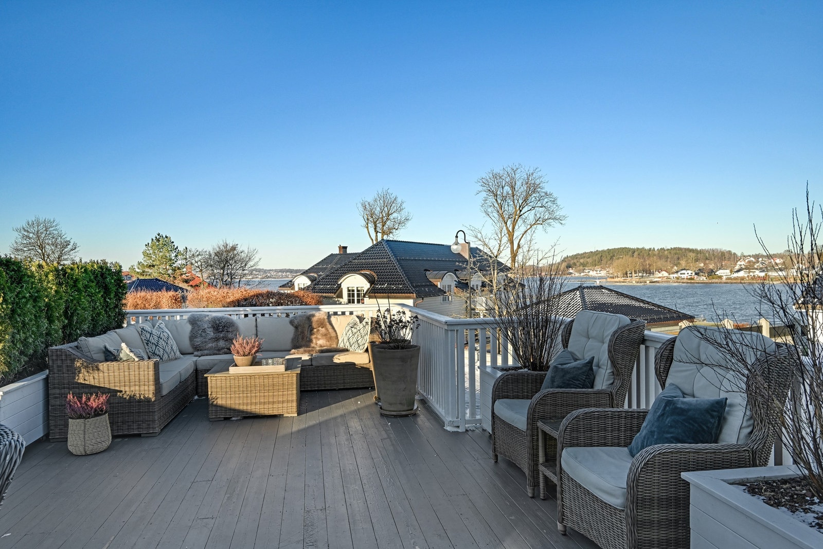 Terrasse. Galleribilde